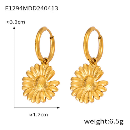 1 Pair Casual Retro Round Heart Shape Flower Plating Inlay 304 Stainless Steel Artificial Pearls 18K Gold Plated Drop Earrings