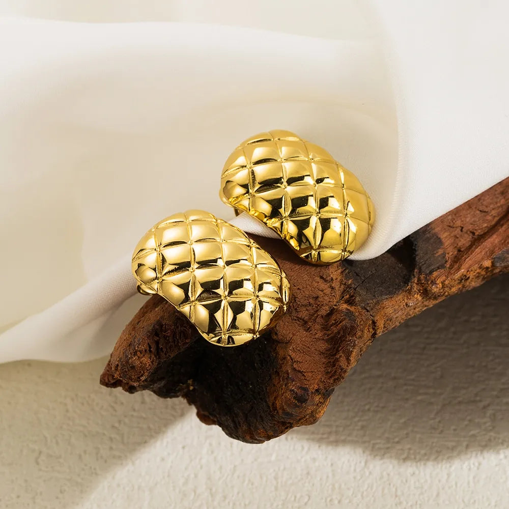 1 Pair Casual Rhombic Pineapple Pattern Cutting 304 Stainless Steel 14K Gold Plated Ear Studs