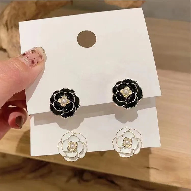 1 Pair Casual Round Flower Plating Inlay Alloy Rhinestones Pearl Gold Plated Silver Plated Drop Earrings Ear Studs