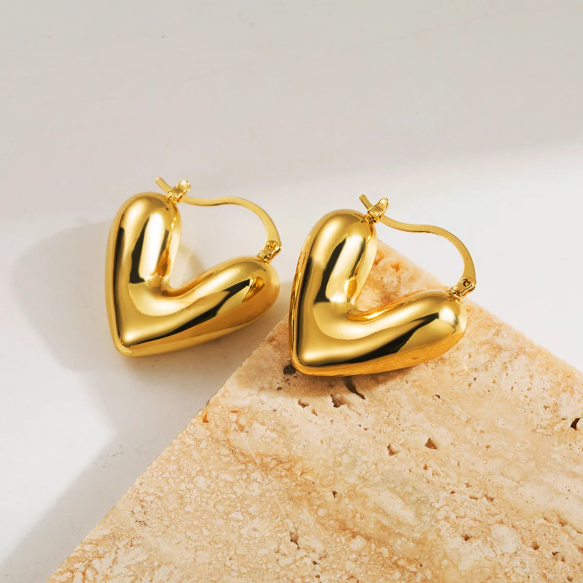 1 Pair Casual Round Heart Shape Polishing Copper 18K Gold Plated Earrings