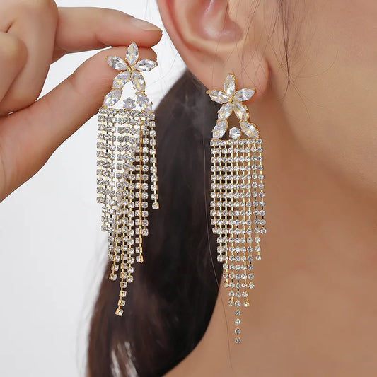 1 Pair Casual Shiny Tassel Flower Plating Inlay Alloy Rhinestones Gold Plated Drop Earrings