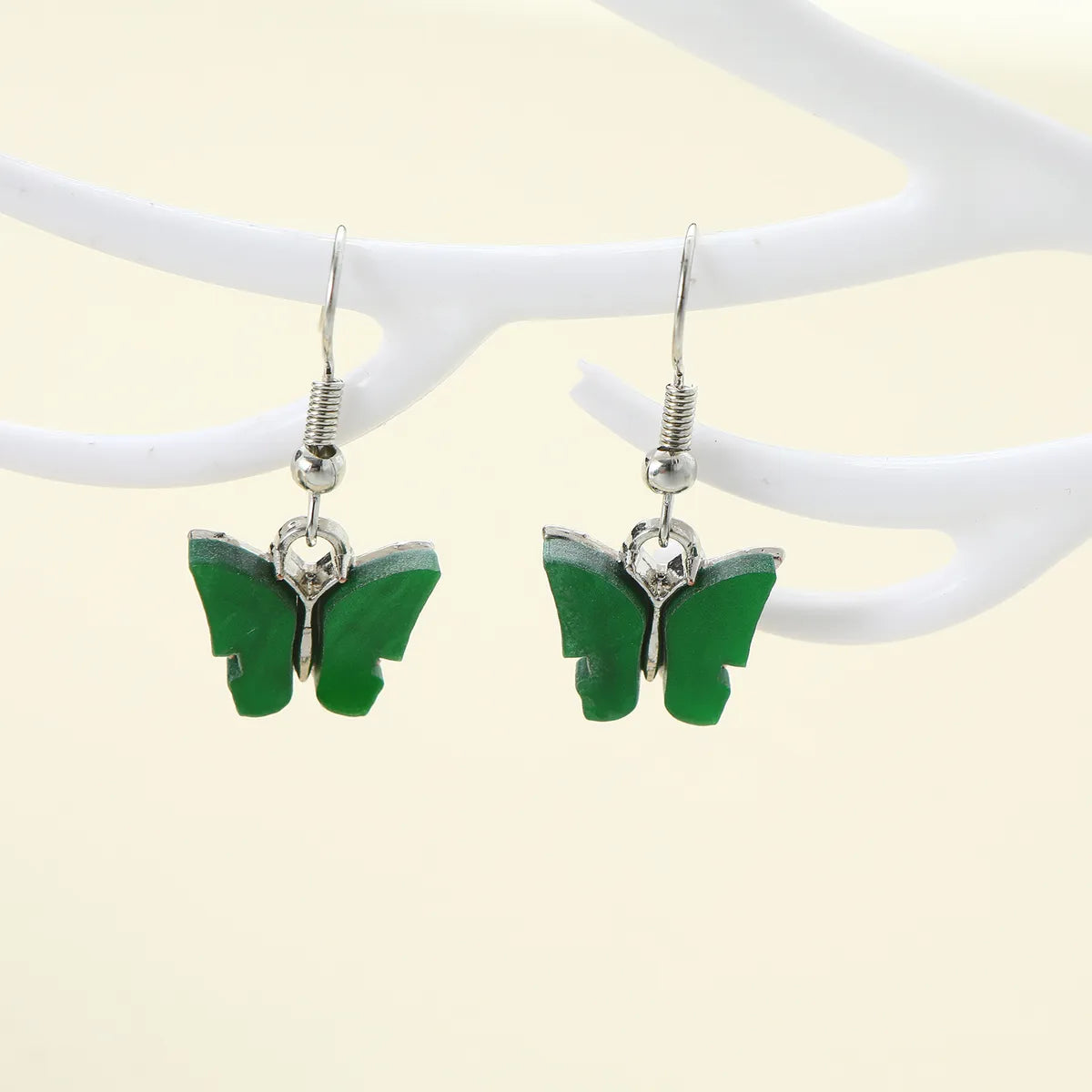 1 Pair Casual Simple Style Butterfly Alloy Plastic Drop Earrings