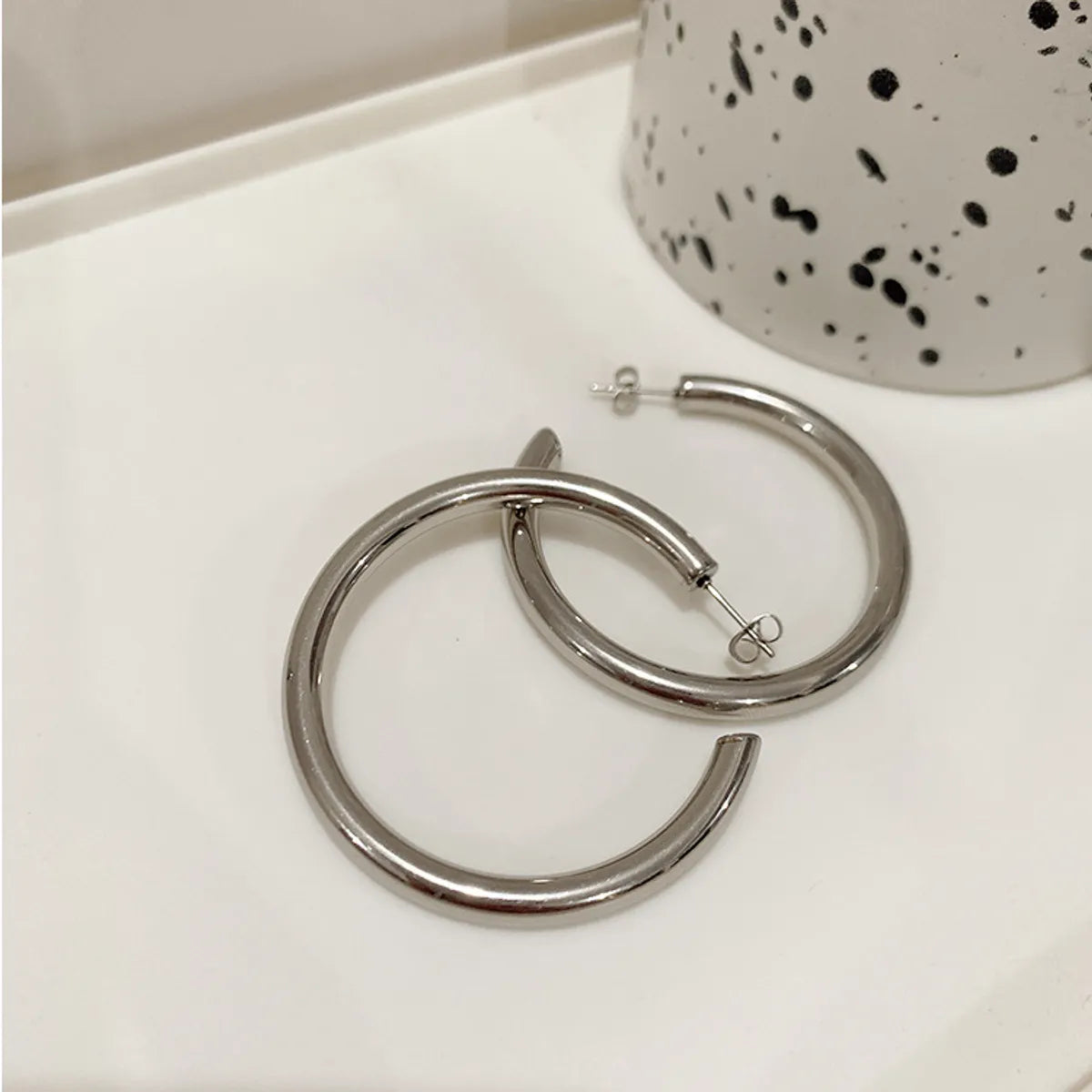 1 Pair Casual Simple Style C Shape Titanium Steel Ear Studs