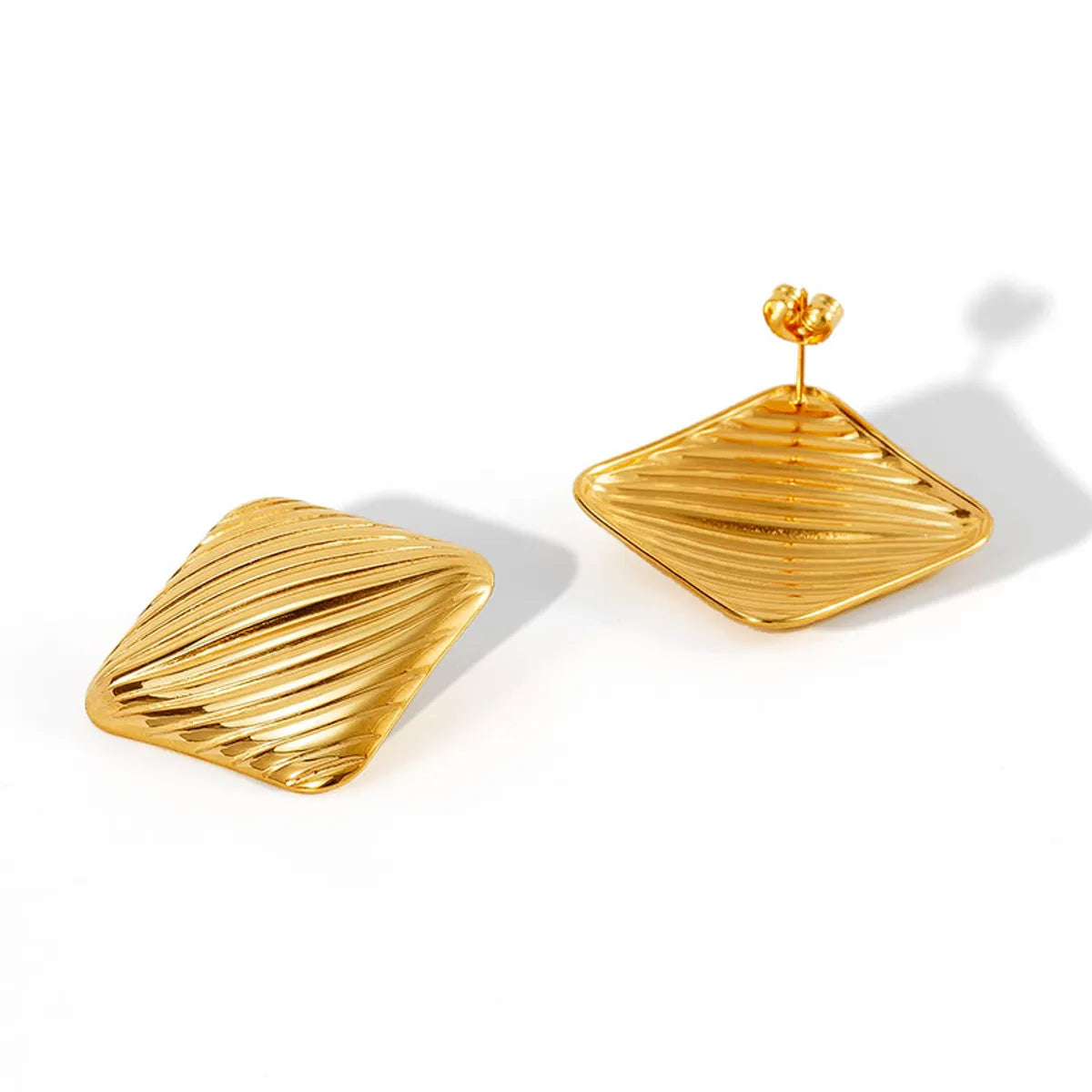 1 Pair Casual Simple Style Classic Style Geometric Scallop Heart Shape 304 Stainless Steel 18K Gold Plated Ear Studs