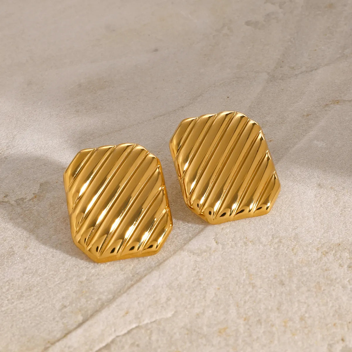 1 Pair Casual Simple Style Classic Style Quadrilateral Plating 304 Stainless Steel 18K Gold Plated Ear Studs