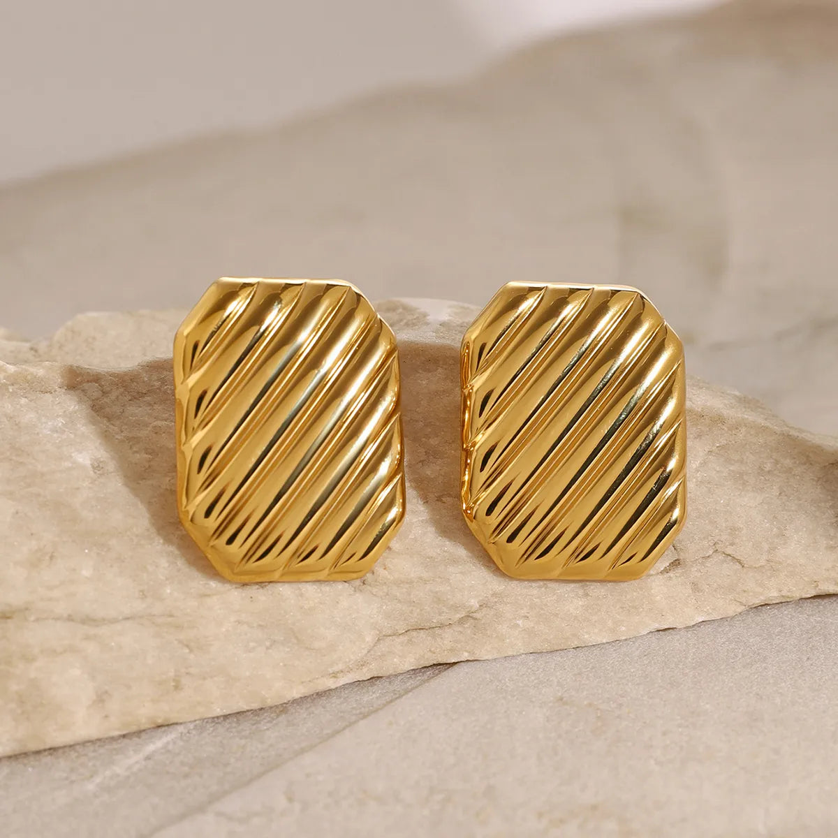 1 Pair Casual Simple Style Classic Style Quadrilateral Plating 304 Stainless Steel 18K Gold Plated Ear Studs