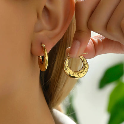 1 Pair Casual Simple Style Classic Style Round Stainless Steel Earrings