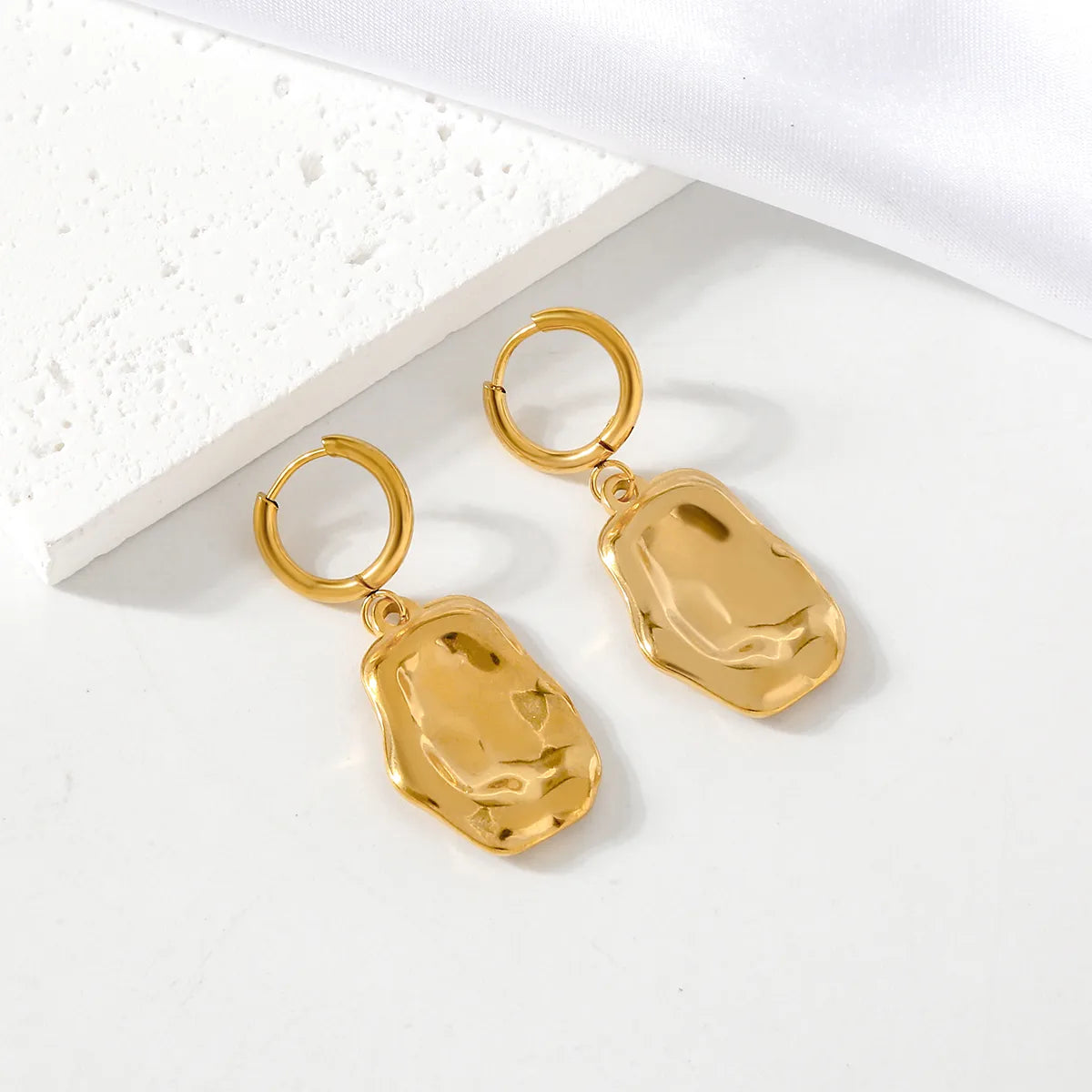 1 Pair Casual Simple Style Commute Solid Color Rectangle Pleated Hollow Out 304 Stainless Steel 18K Gold Plated Drop Earrings Ear Studs