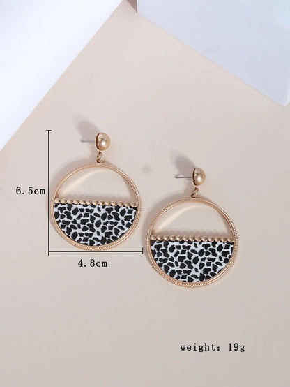 1 Pair Casual Simple Style Cow Pattern Plating Alloy Wood 18k Gold Plated Drop Earrings