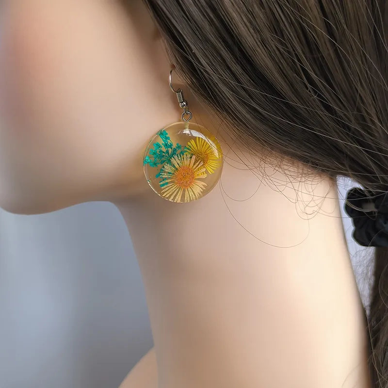 1 Pair Casual Simple Style Flower Daisy Alloy Resin Drop Earrings