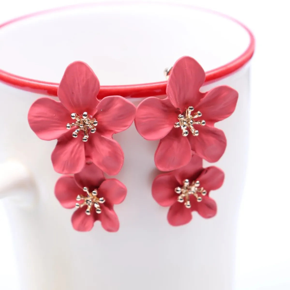 1 Pair Casual Simple Style Flower Stoving Varnish Alloy Drop Earrings