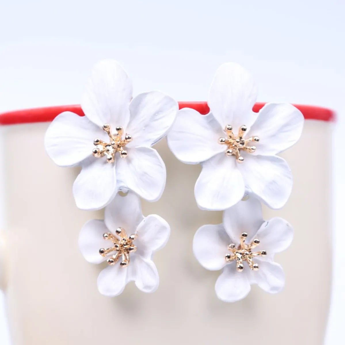 1 Pair Casual Simple Style Flower Stoving Varnish Alloy Drop Earrings