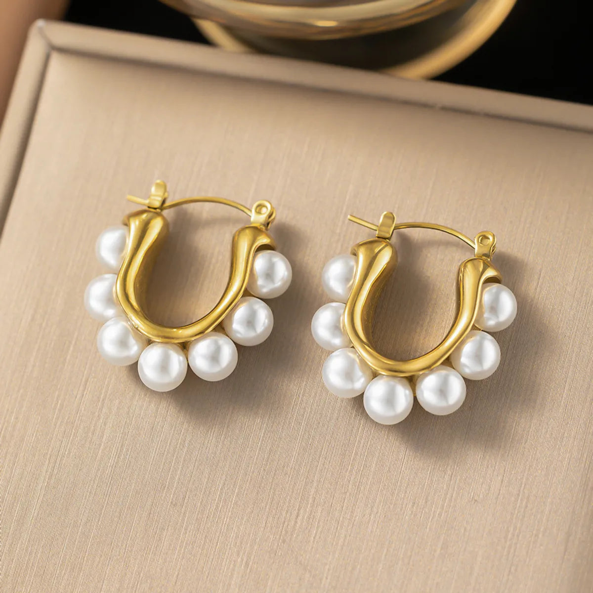 1 Pair Casual Simple Style Geometric Inlay Titanium Steel Pearl Zircon Ear Cuffs Earrings Ear Studs