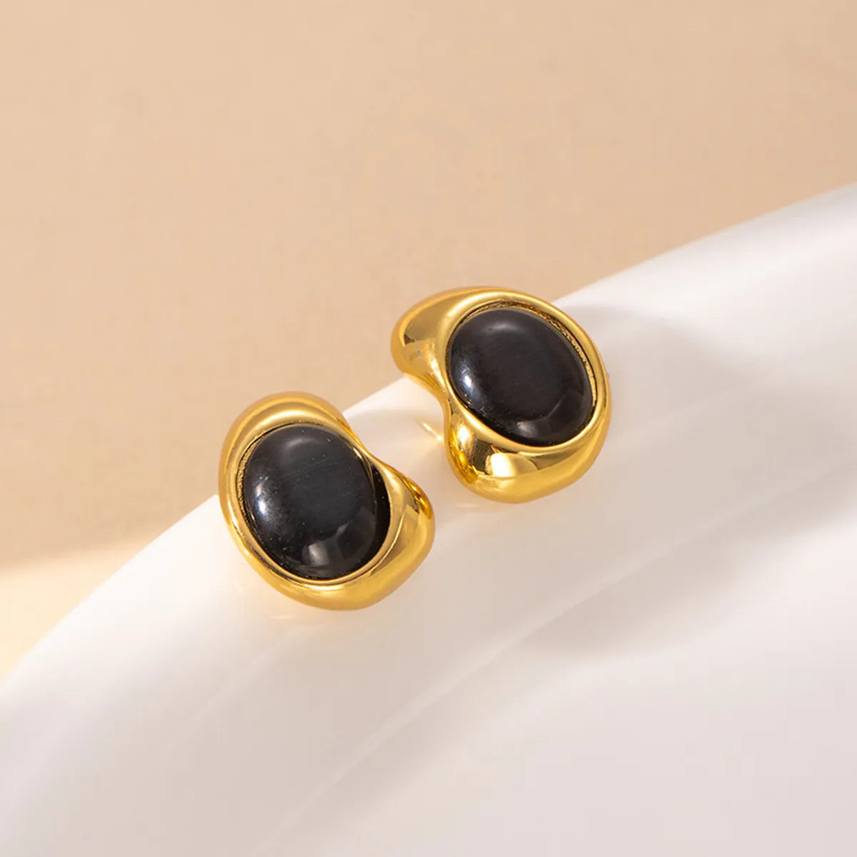 1 Pair Casual Simple Style Geometric Irregular Plating Titanium Steel Amber Ear Studs