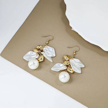 1 Pair Casual Simple Style Heart Shape Petal Key Pearl Zinc Alloy Drop Earrings