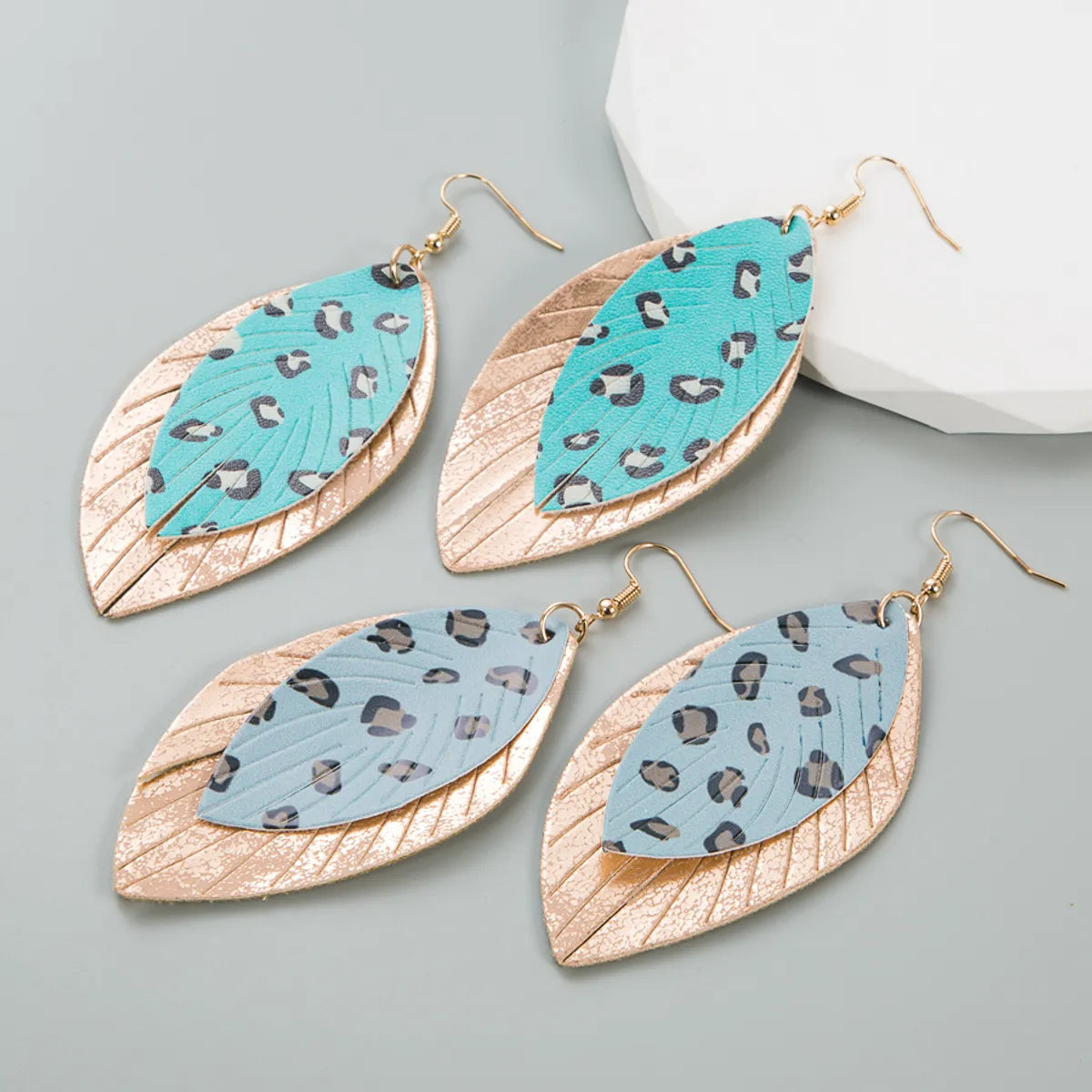 1 Pair Casual Simple Style Leaves Leopard Plating Pu Leather Alloy Gold Plated Drop Earrings