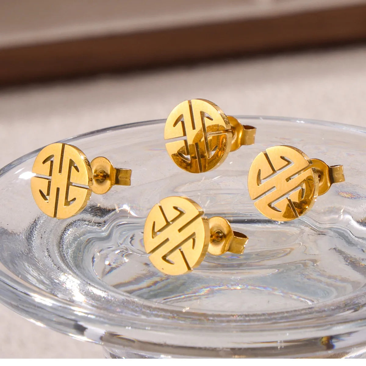 1 Pair Casual Simple Style Round Chinese Character Lines Hollow Out 304 Stainless Steel 18K Gold Plated Ear Studs