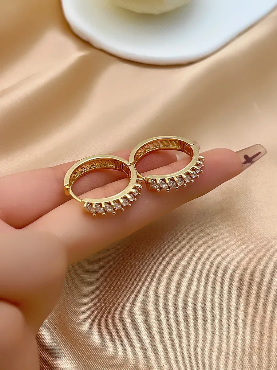 1 Pair Casual Simple Style Round Plating Inlay Copper Zircon White Gold Plated Gold Plated Hoop Earrings