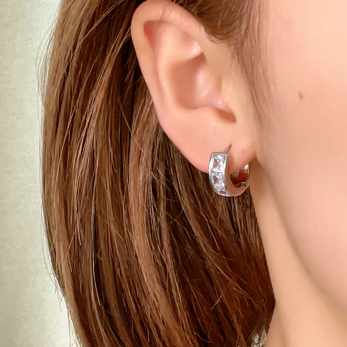 1 Pair Casual Simple Style Shiny Round Plating Inlay Copper Zircon White Gold Plated Earrings