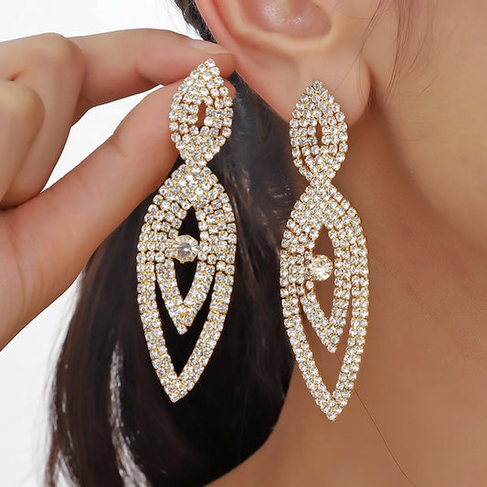 1 Pair Casual Simple Style Shiny Tassel Hollow Out Alloy Crystal Gold Plated Drop Earrings