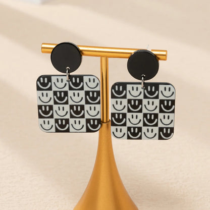 1 Pair Casual Simple Style Smiley Face Rectangle Stoving Varnish Arylic Drop Earrings