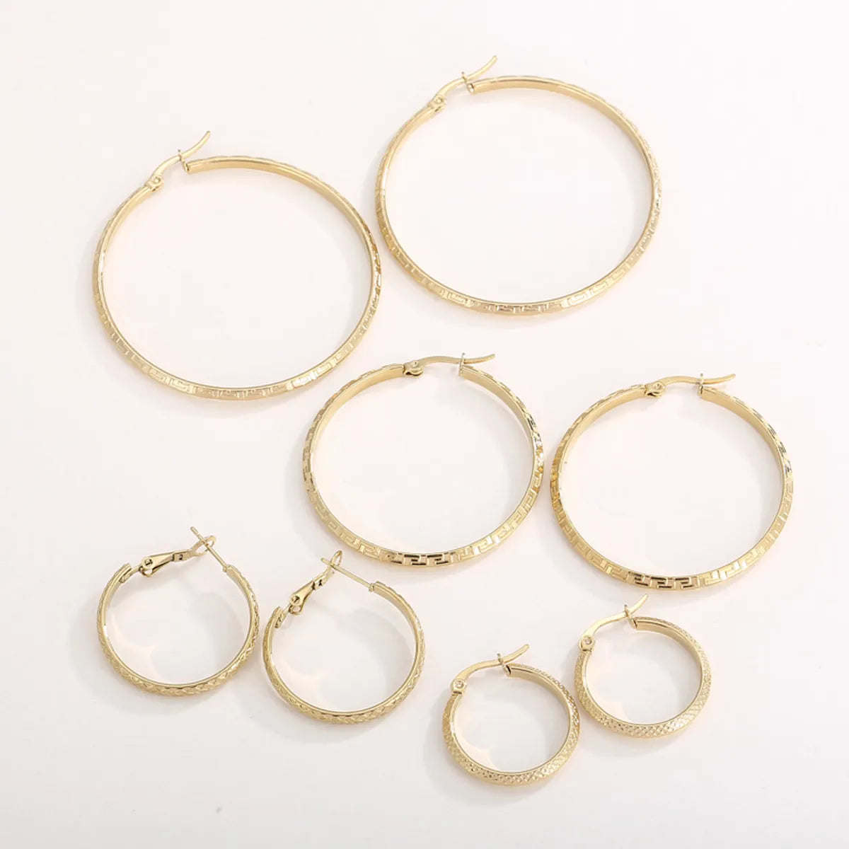 1 Pair Casual Simple Style Solid Color Stainless Steel Plating 18k Gold Plated Hoop Earrings