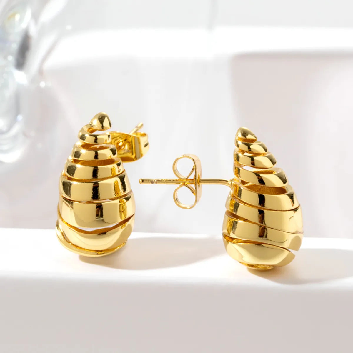 1 Pair Casual Simple Style Streetwear Water Droplets Copper Ear Studs