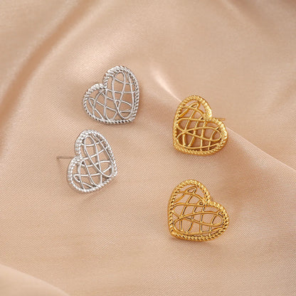 1 Pair Casual Simple Style Sunflower Heart Shape Butterfly Stainless Steel 18K Gold Plated Ear Studs