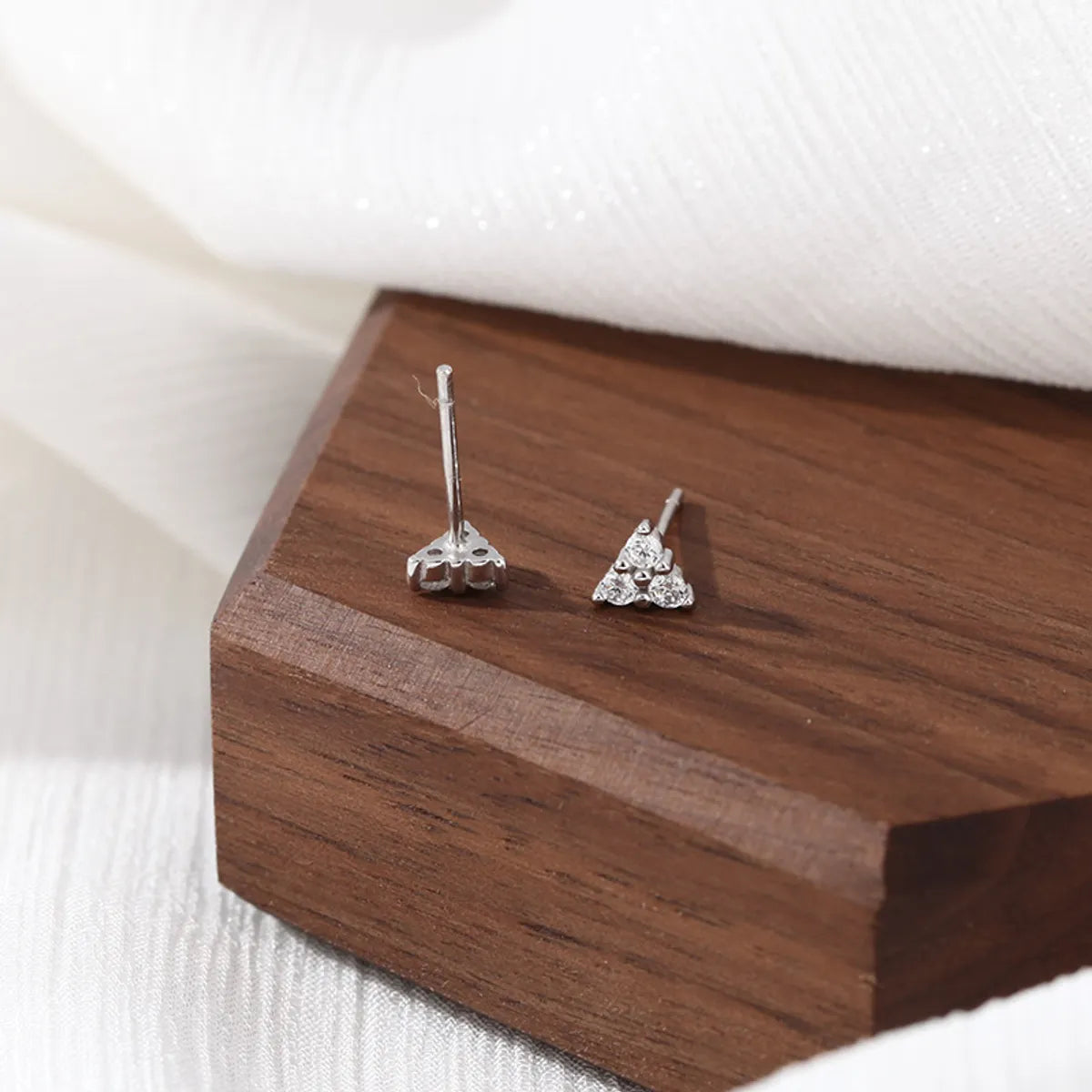 1 Pair Casual Simple Style Triangle Plating Inlay Sterling Silver Zircon Ear Studs