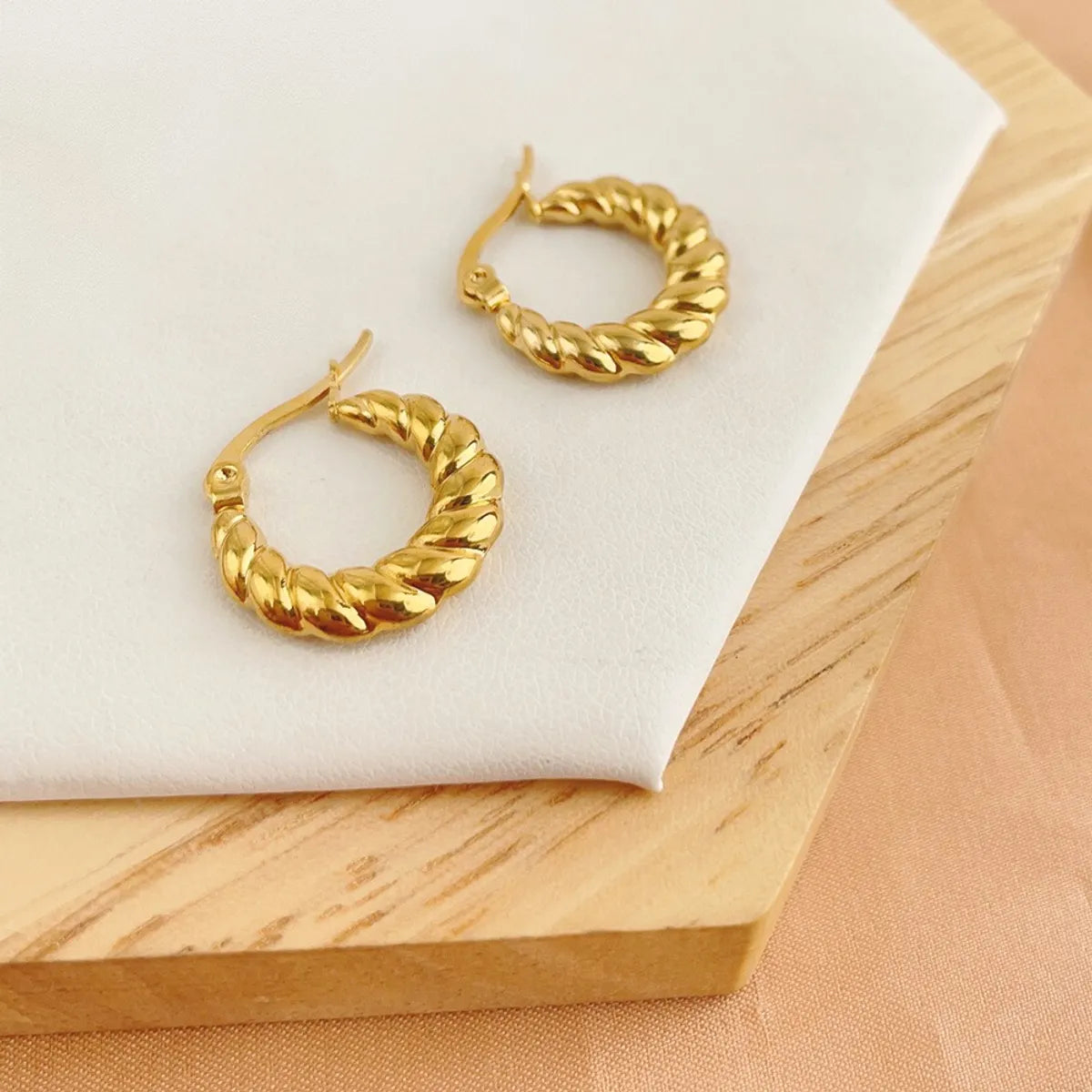 1 Pair Casual Simple Style Twist Plating 304 Stainless Steel 18K Gold Plated Earrings