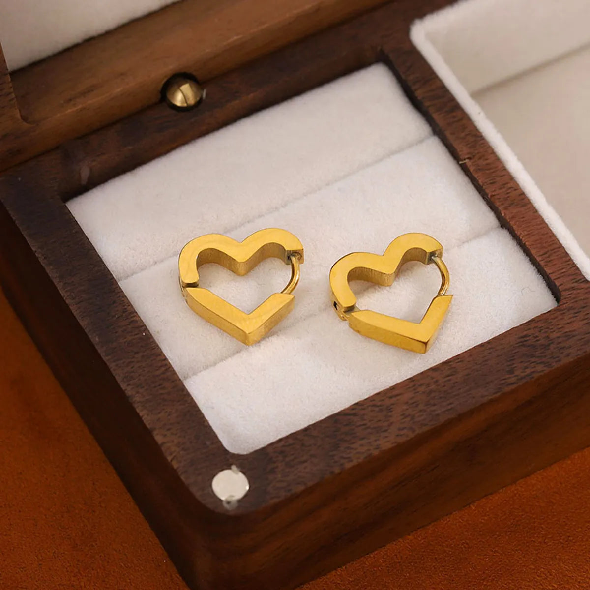 1 Pair Casual Simple Style U Shape Heart Shape Twist Plating Stainless Steel 18k Gold Plated Earrings