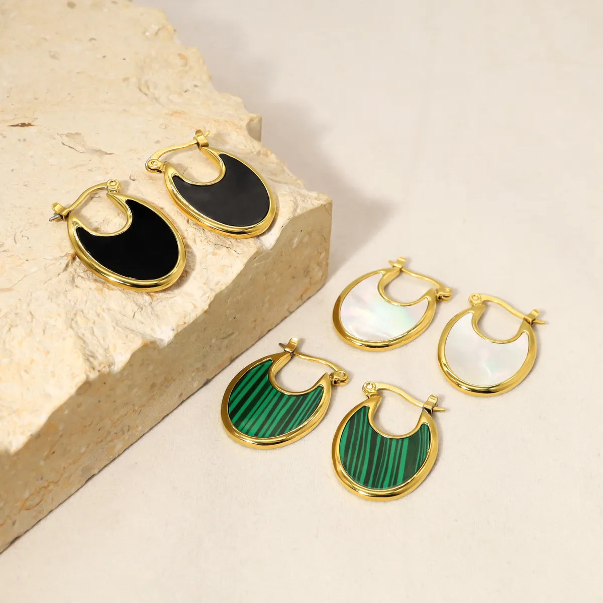 1 Pair Casual Simple Style U Shape Titanium Steel Plating Inlay Malachite Shell 18k Gold Plated Earrings