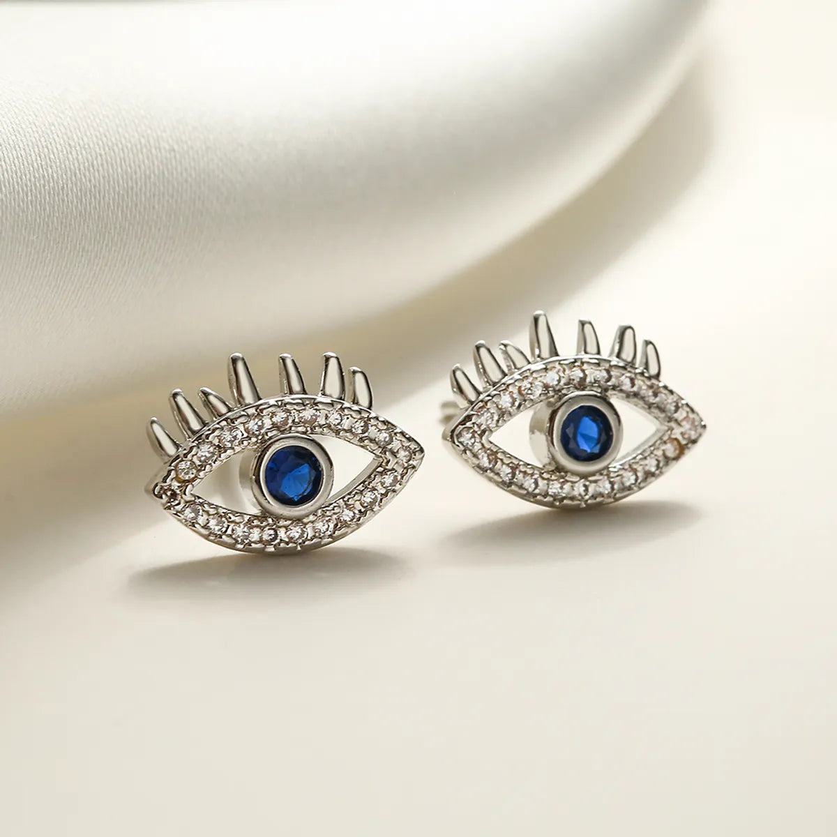 1 Pair Casual Streetwear Devil's Eye Plating Inlay Copper Zircon 18k Gold Plated White Gold Plated Ear Studs