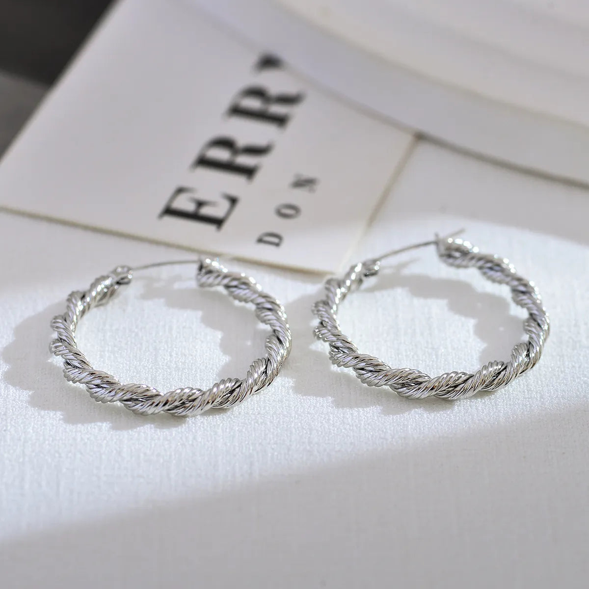 1 Pair Casual Streetwear Solid Color Stainless Steel 18k Gold Plated Hoop Earrings