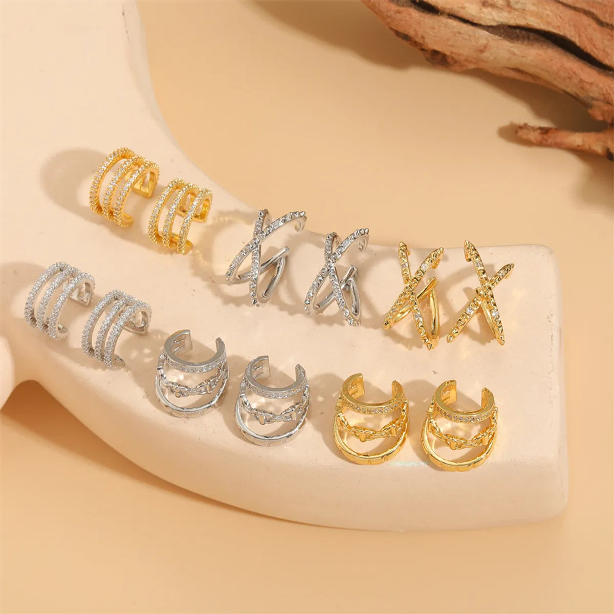 1 Pair Casual Sweet Shiny Geometric Plating Inlay Copper Zircon 14k Gold Plated White Gold Plated Ear Cuffs