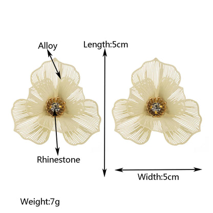 1 Pair Casual Vacation Modern Style Flower Hollow Out Inlay Alloy Rhinestones Gold Plated Silver Plated Ear Studs