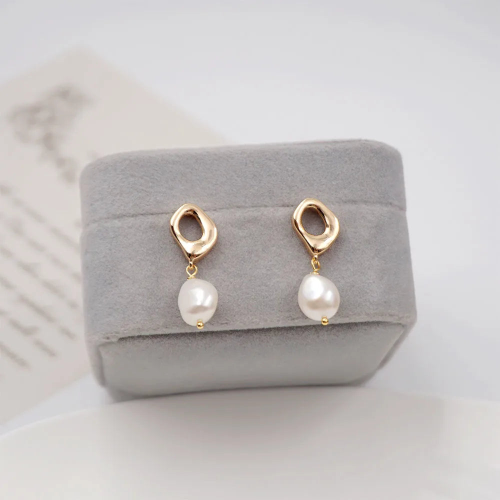 1 Pair Casual Vacation Solid Color Plating Freshwater Pearl Copper Gold Plated Drop Earrings