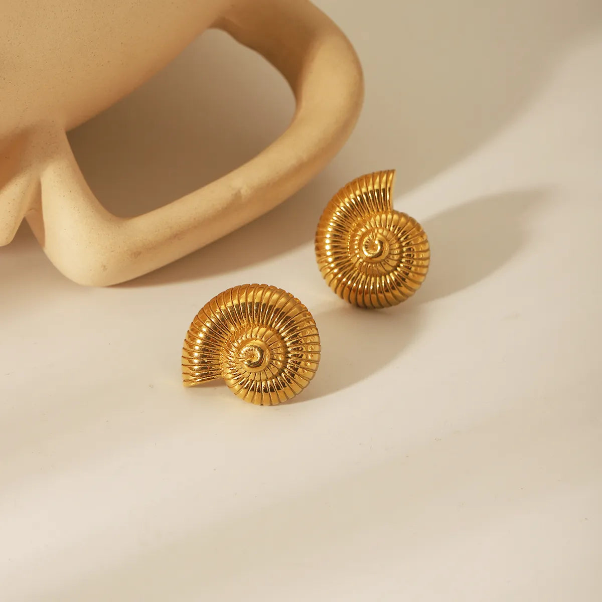 1 Pair Casual Vintage Style Knot Spiral 304 Stainless Steel 18K Gold Plated Ear Studs