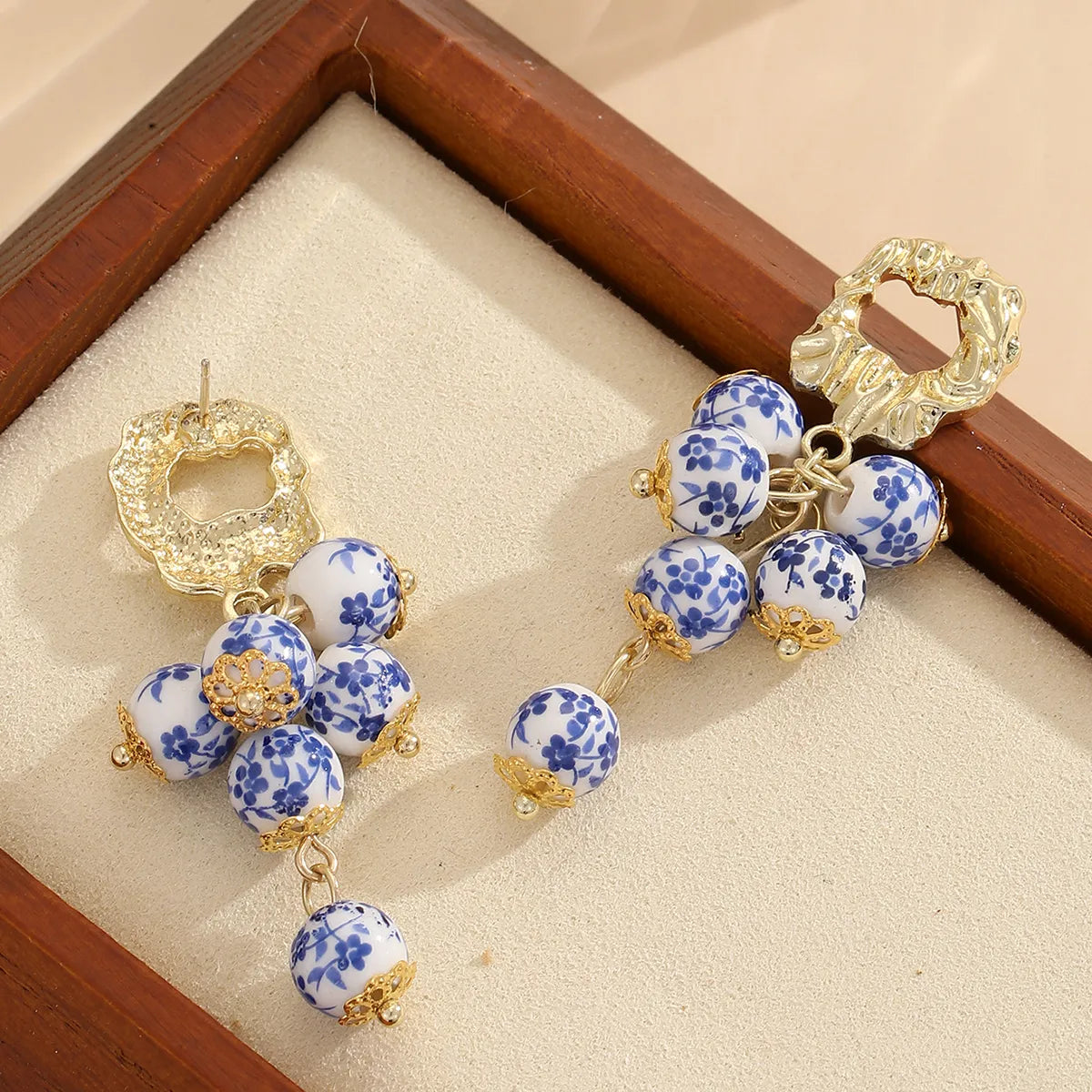 1 Pair Chinoiserie Classic Style Blue And White Porcelain Alloy Drop Earrings