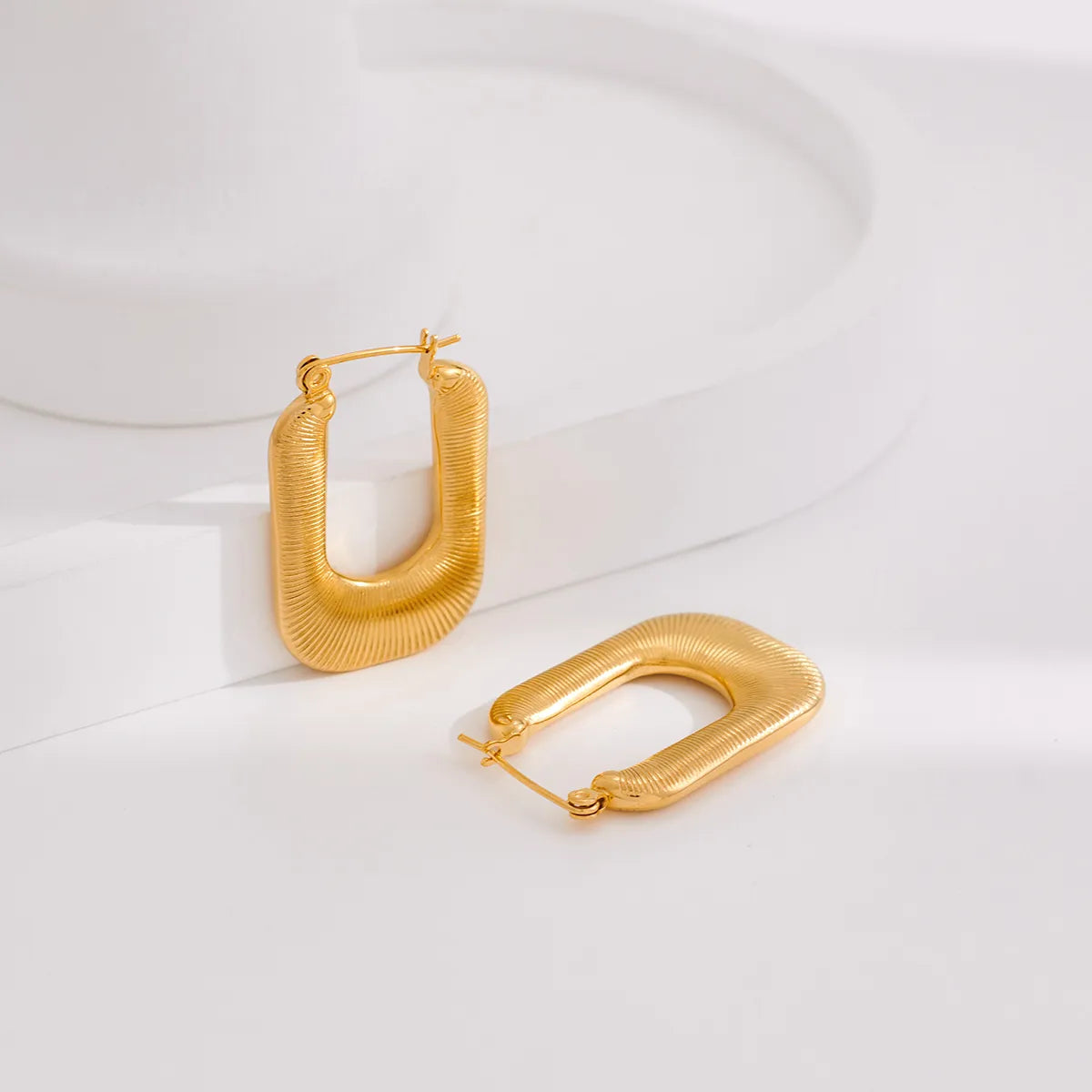 1 Pair Classic Style Artistic U Shape Plating 304 Stainless Steel 18K Gold Plated Earrings