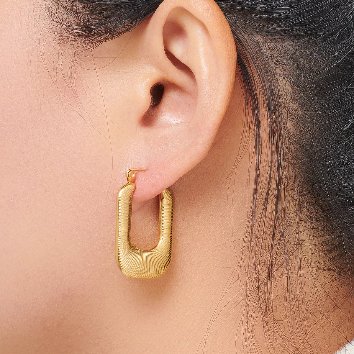 1 Pair Classic Style Artistic U Shape Plating 304 Stainless Steel 18K Gold Plated Earrings