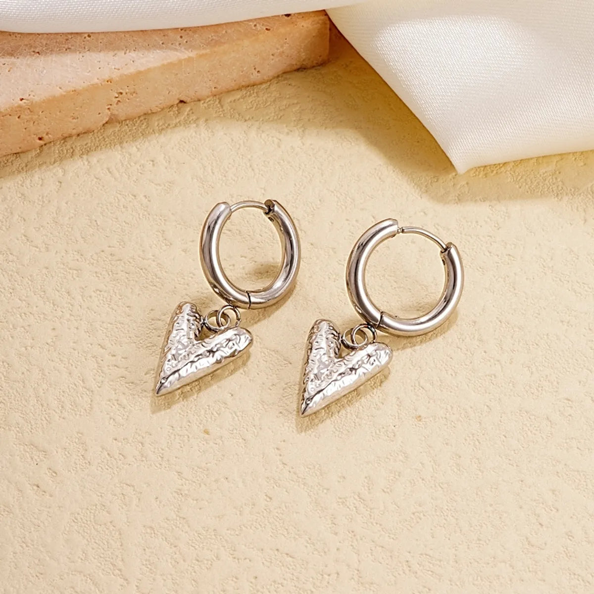 1 Pair Classic Style Heart Shape Plating Stainless Steel Gold Plated Drop Earrings