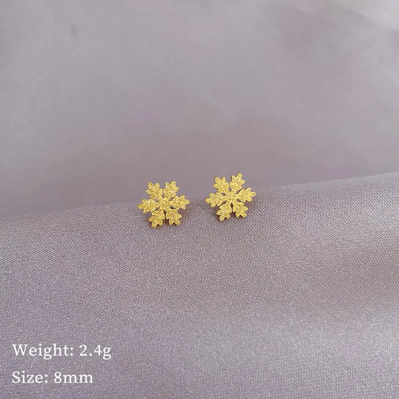 1 Pair Classic Style Snowflake Titanium Steel Ear Studs