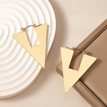 1 Pair Classic Style Triangle Plating Ferroalloy Earrings