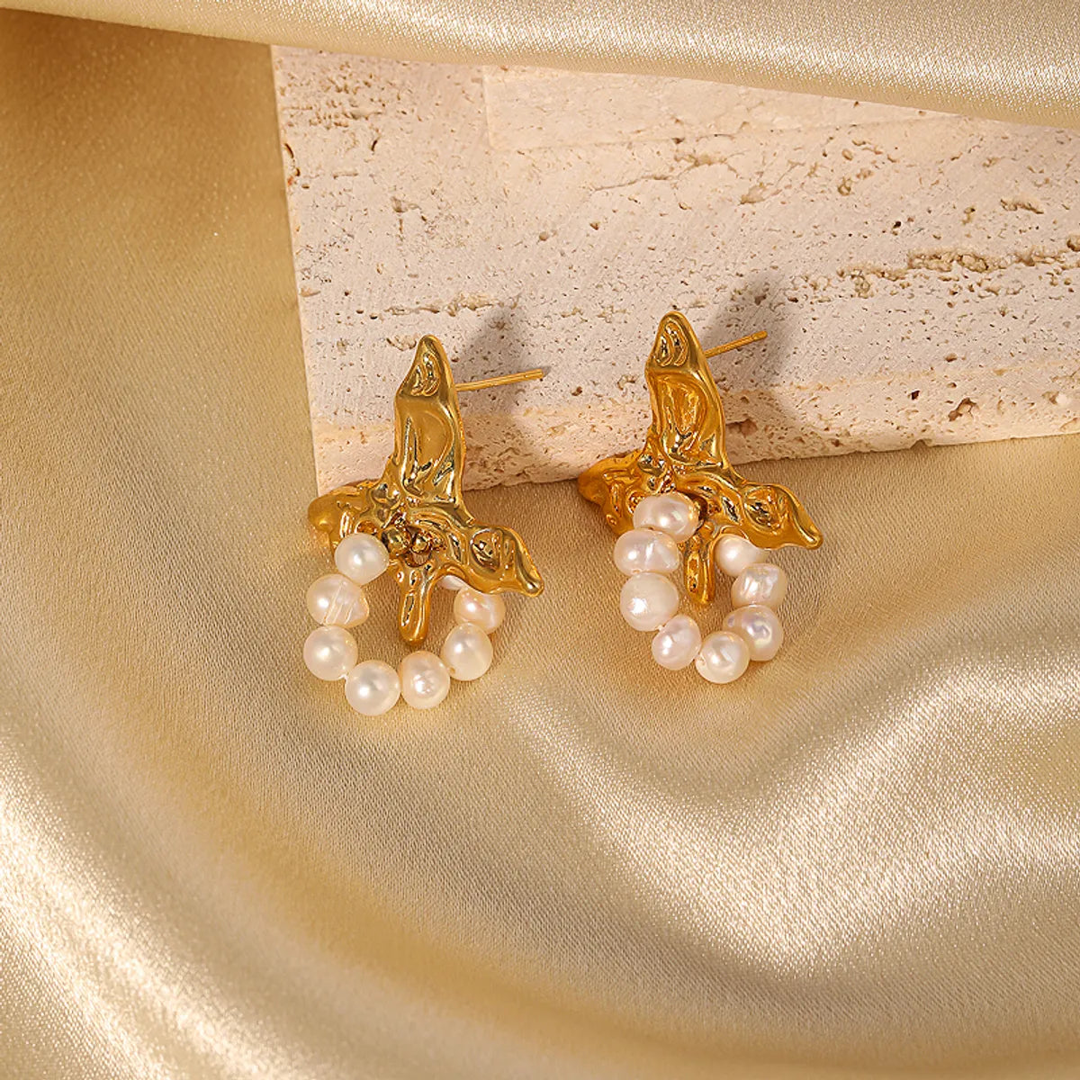 1 Pair Classical Retro Geometric Beaded Plating Freshwater Pearl Copper 18k Gold Plated Earrings