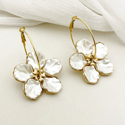 1 Pair Classical Vintage Style Flower Plating Inlay Stainless Steel Artificial Pearls Gold Plated Earrings