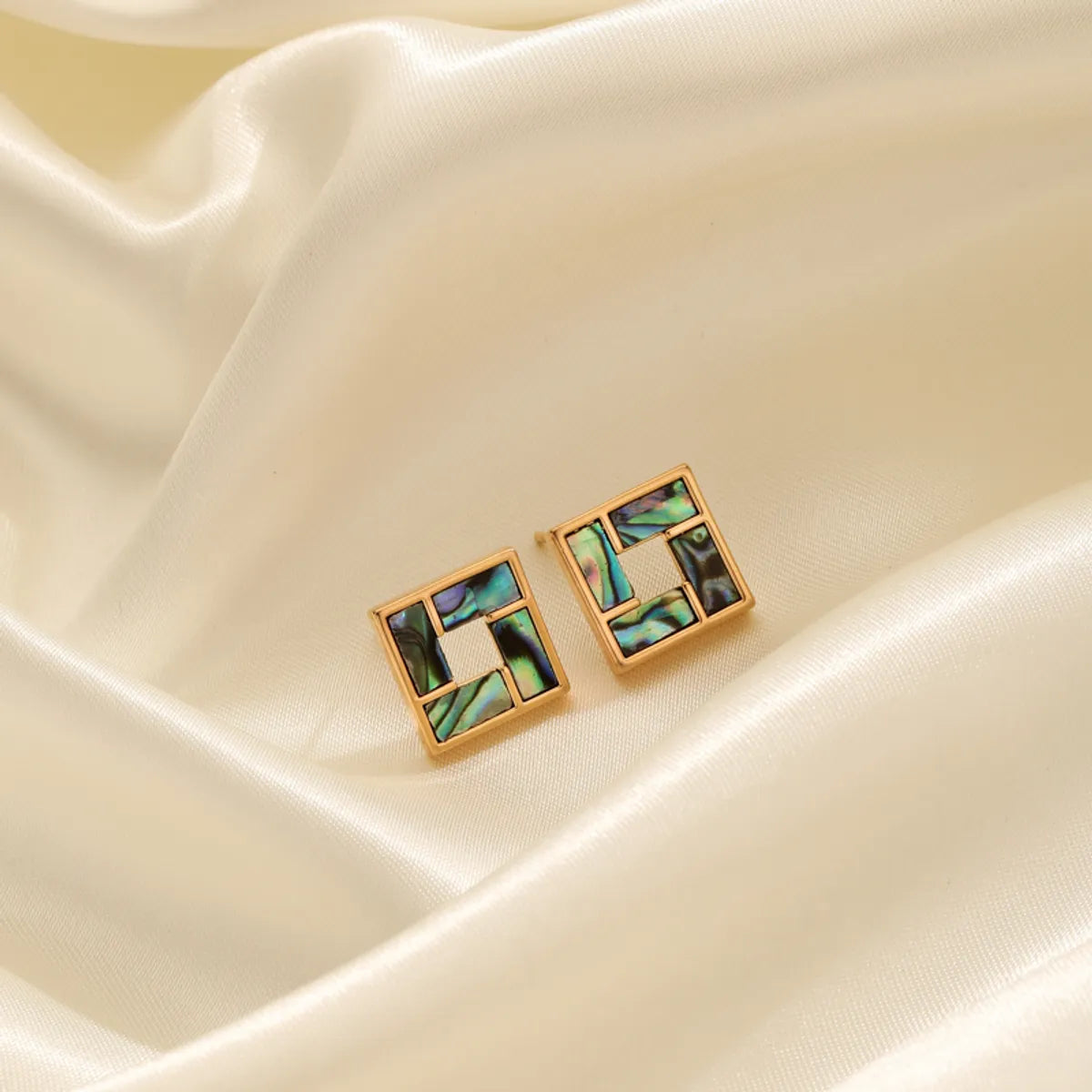 1 Pair Commute Geometric Plating Inlay Copper Acrylic 18k Gold Plated Drop Earrings