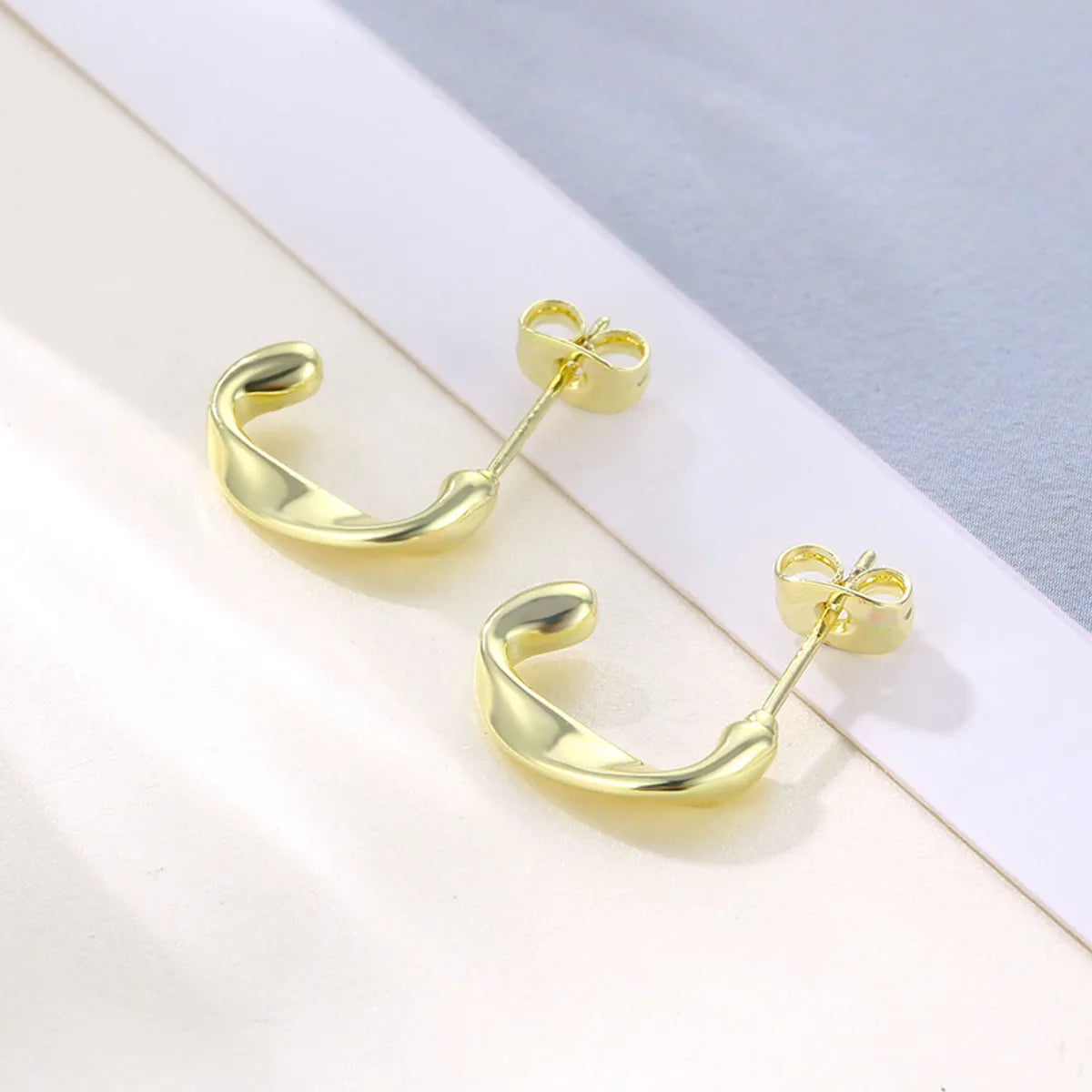 1 Pair Cool Style Shiny C Shape Circle Water Droplets Plating Inlay Copper Alloy Brass Zircon 14K Gold Plated Earrings