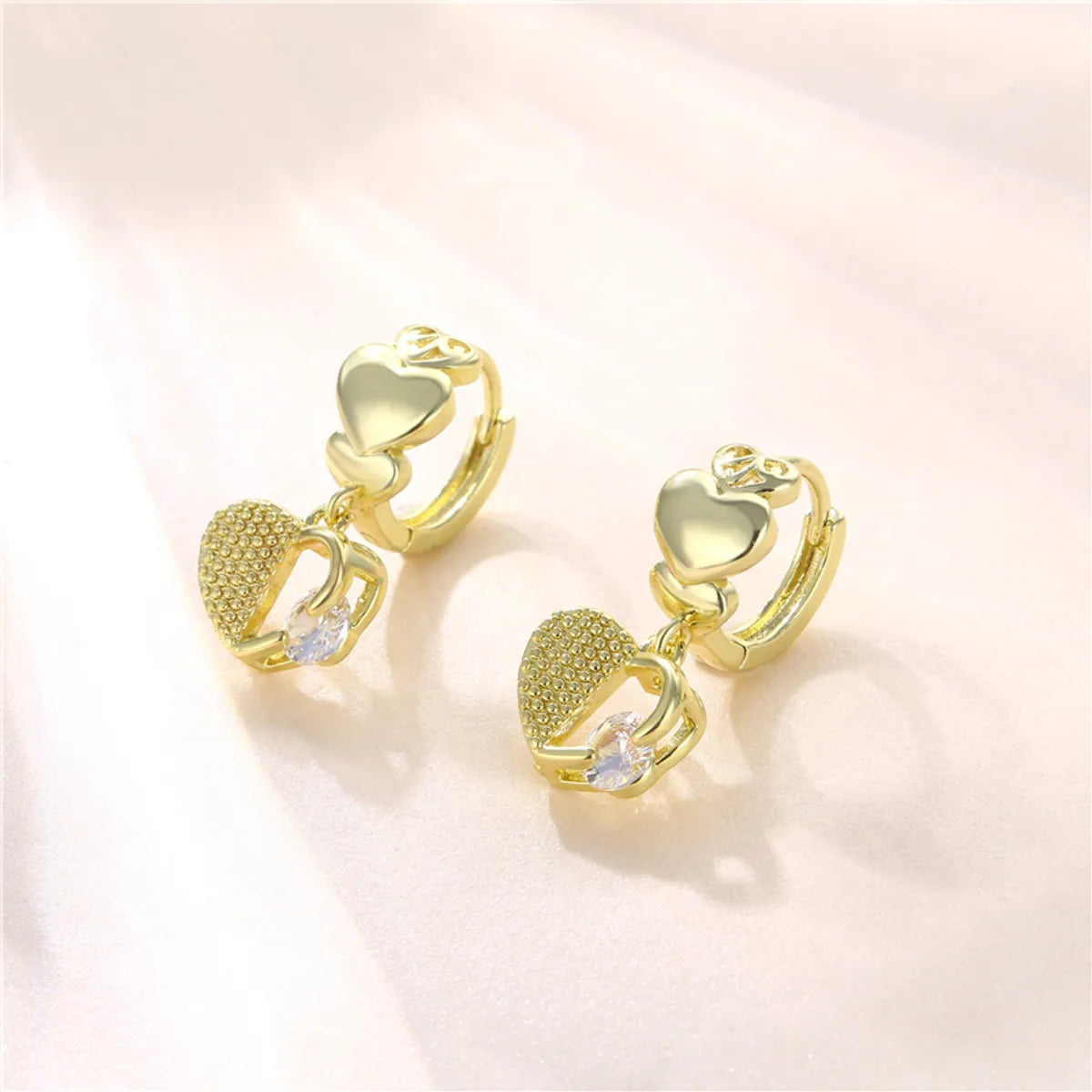 1 Pair Cool Style Shiny C Shape Circle Water Droplets Plating Inlay Copper Alloy Brass Zircon 14K Gold Plated Earrings