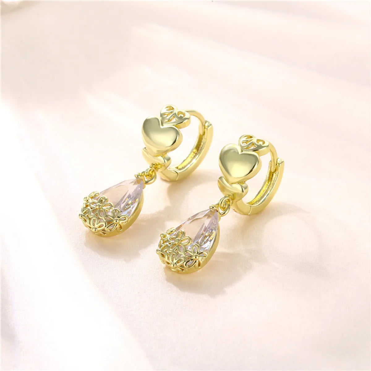 1 Pair Cool Style Shiny C Shape Circle Water Droplets Plating Inlay Copper Alloy Brass Zircon 14K Gold Plated Earrings